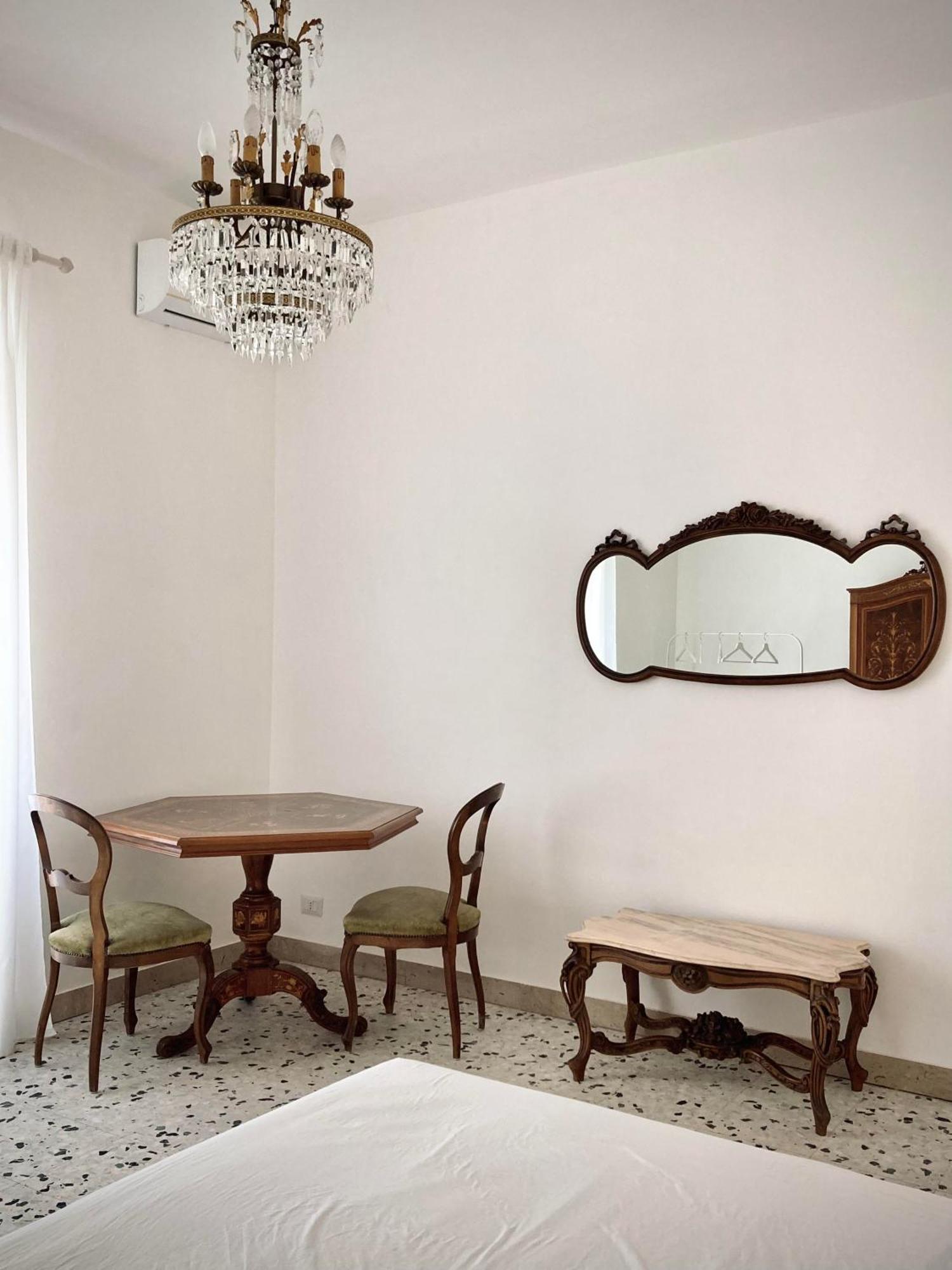 Catania Historical Artist Flat Apartment Exterior photo